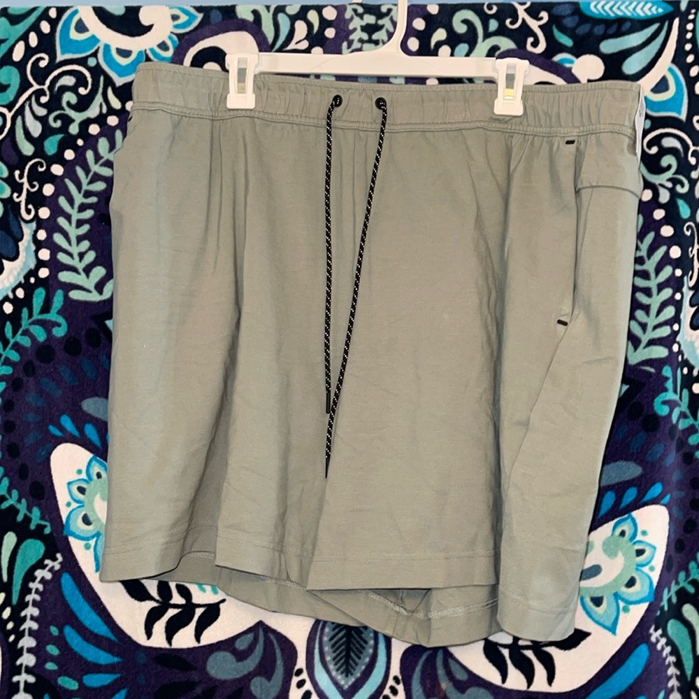 NWT men’s Nike shorts 4xl